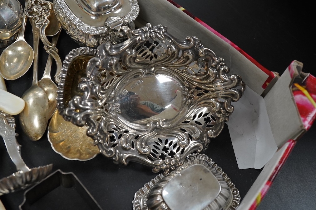 A collection of mixed silver to include a mustard pot, pierced dish etc.